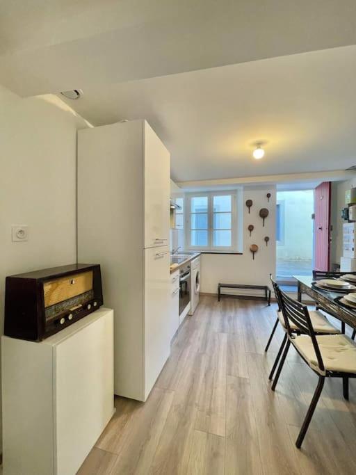 * Maison Chez J&J - Cite Medievale * Каркассон Экстерьер фото
